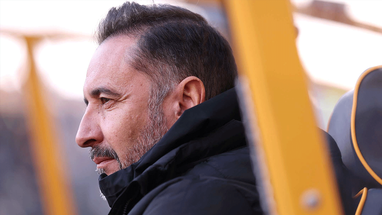 Foto - Pereira kafayı Rafa Silva'ya taktı