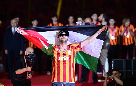 Foto - Performansı heyecanlandırdı! Galatasaray'da o isim kampın yıldızı oldu