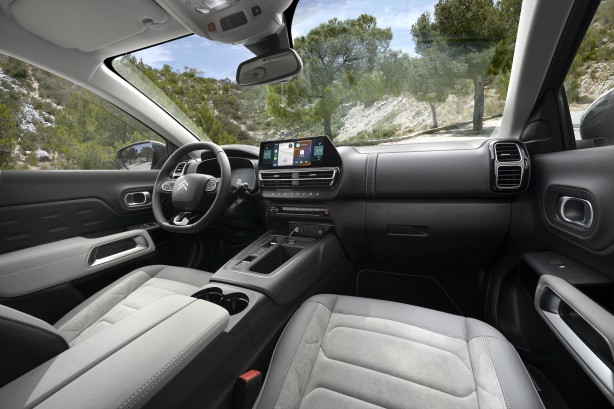 Foto - Performanstan ve konfordan ödün vermiyor! Yeni Citroen C5 Aircross Hybrid 136 Türkiye'de! Fiyatı ne kadar?