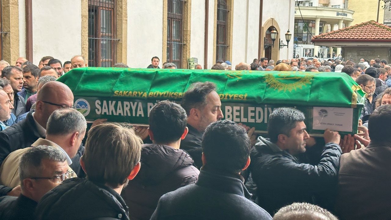 Foto - Peribacasının çökmesi sonucu can vermişlerdi: Gazeteci Tuna ve eşi dualarla uğurlandı