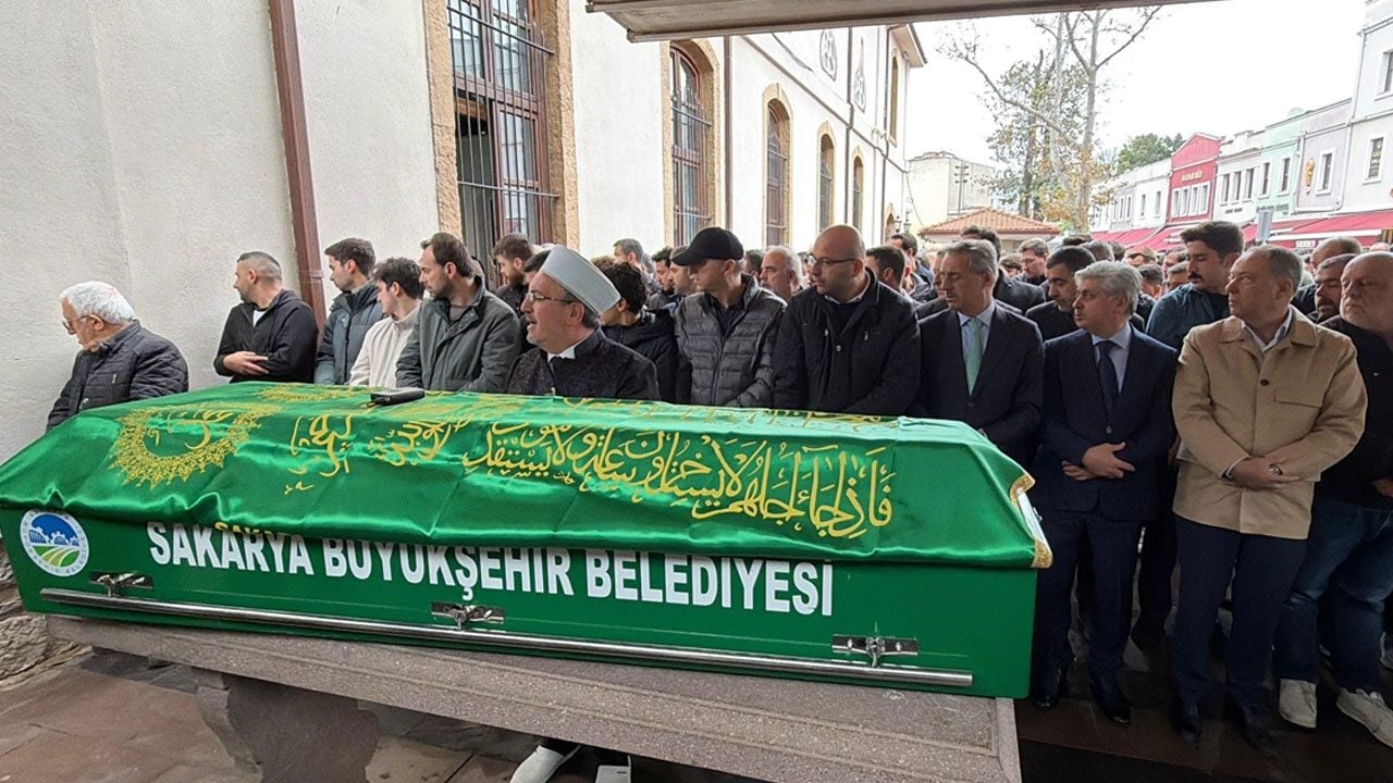 Foto - Peribacasının çökmesi sonucu can vermişlerdi: Gazeteci Tuna ve eşi dualarla uğurlandı