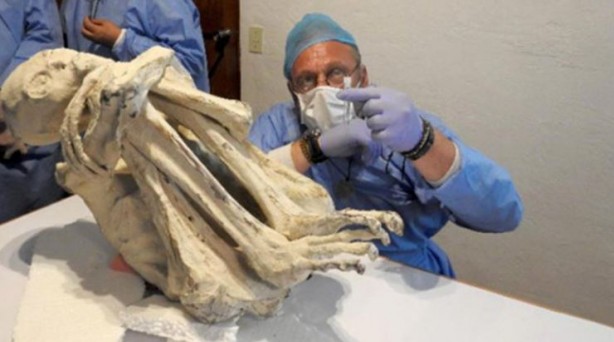 Foto - Peru’da bulunan uzaylı mumya gizemi! Parmak izleri şaşkınlığa neden oldu