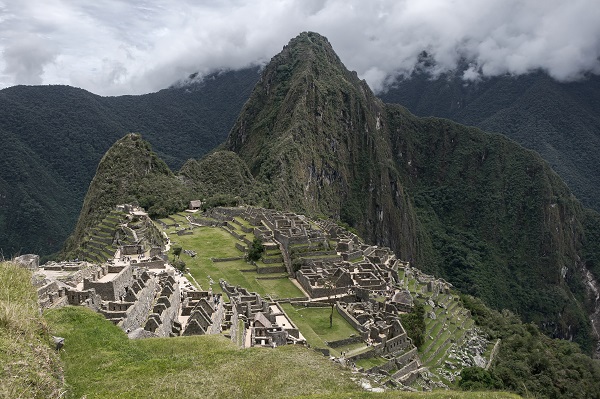 Foto - Peru'daki antik İnka şehri: Machu Picchu