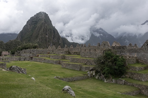 Foto - Peru'daki antik İnka şehri: Machu Picchu