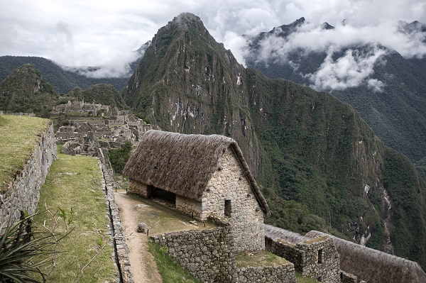 Foto - Peru'daki antik İnka şehri: Machu Picchu