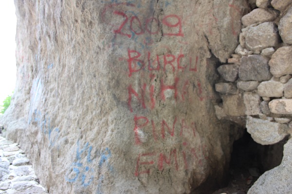 Foto - ‘Pes’ dedirten görüntüler | 226 metre yükseklikte vandallık