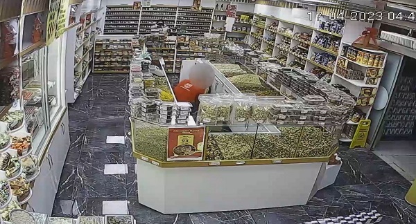 Pes dedirten ifade! Oyuncak silahla neler yapmış neler