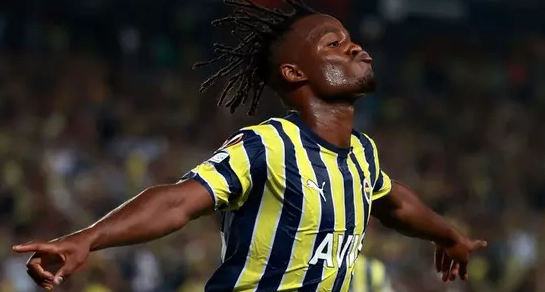 Foto - Peş peşe bombalar! Forvet duyurusu: Dikkat çeken isimdi ortalığı karıştıracak!