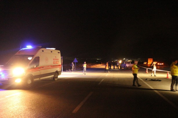 Foto - Peş peşe iki aracın çarptığı şahıs hayatını kaybetti