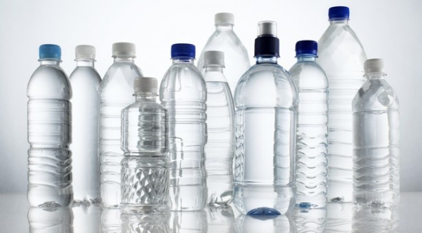 Foto - Pet şişe üzerinde yazılı o tarih uyarısına dikkat