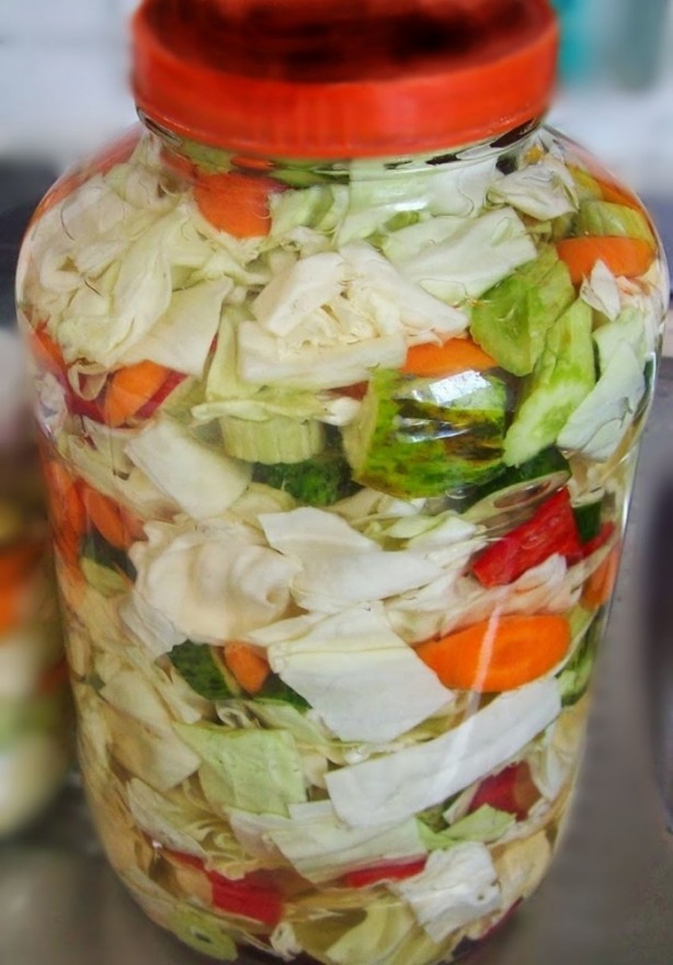 Foto - Pet şişedeki turşuyu atın!