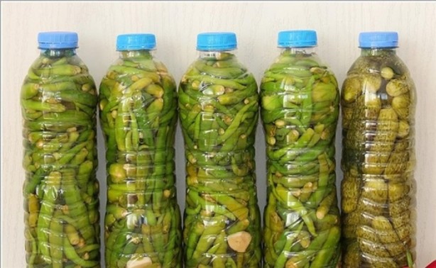 Pet şişedeki turşuyu atın!