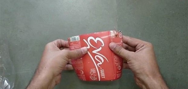 Foto - Pet şişeden elektrikli süpürge yaptı!