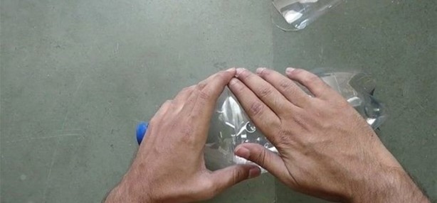 Foto - Pet şişeden elektrikli süpürge yaptı!