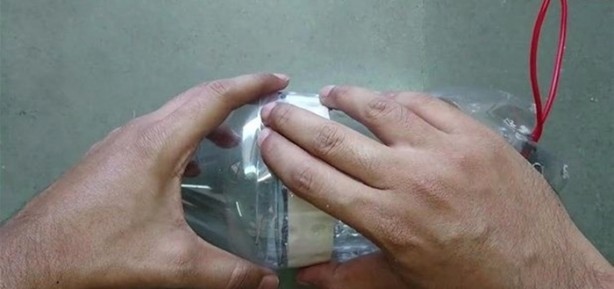 Foto - Pet şişeden elektrikli süpürge yaptı!