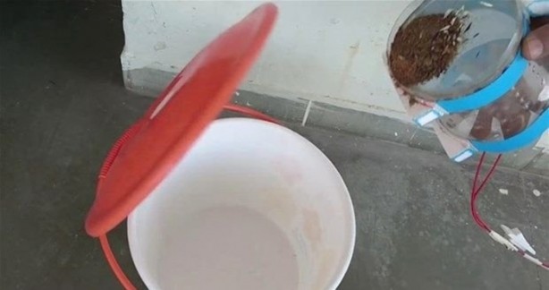 Foto - Pet şişeden elektrikli süpürge yaptı!