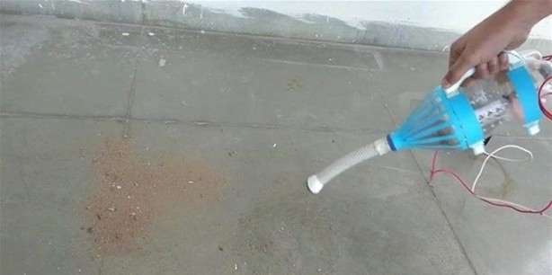 Foto - Pet şişeden elektrikli süpürge yaptı!