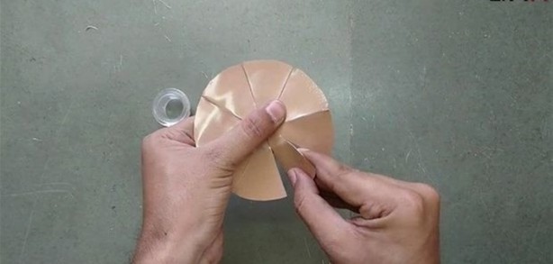 Foto - Pet şişeden elektrikli süpürge yaptı!