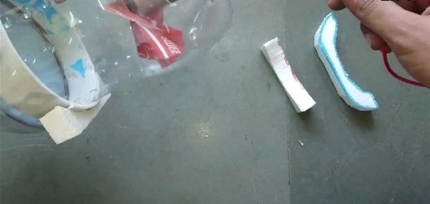 Foto - Pet şişeden elektrikli süpürge yaptı!