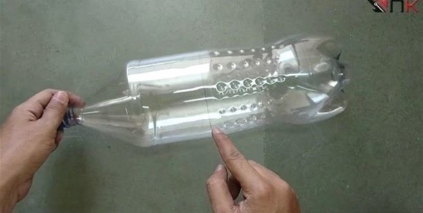 Foto - Pet şişeden elektrikli süpürge yaptı!