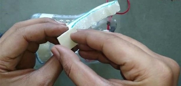 Foto - Pet şişeden elektrikli süpürge yaptı!