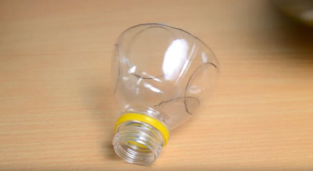 Foto - Pet şişeyi sakın çöpe atmayın bakın ne işe yarıyormuş