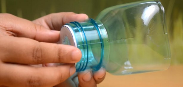 Foto - Pet şişeyi sakın çöpe atmayın bakın ne işe yarıyormuş