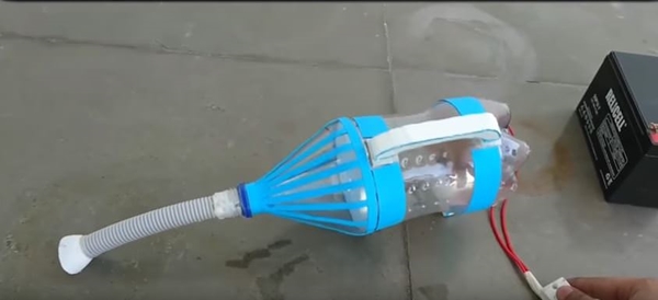 Foto - Pet şişeyle elektrik süpürgesi yaptı!