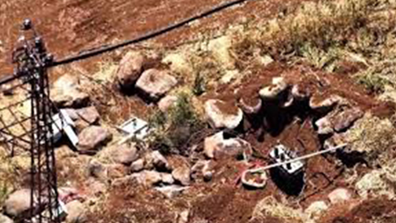 Foto - Petrol beklerken arazilerden fışkırana bakın! Namuslu vatandaşın sinir uçlarıyla oynanıyor