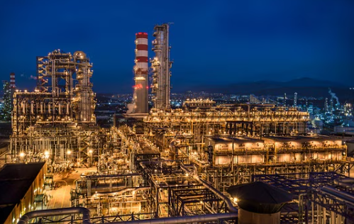 Petrol devinden Türkiye açıklaması: Çalışanlarımızın can güvenliği tehlikede