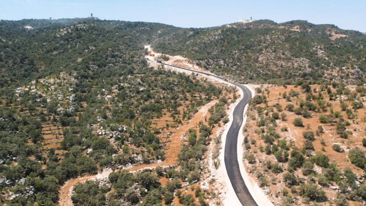 Foto - Petrol fışkıran dağda çok büyük sürpriz! 500 kilometreye ulaştı