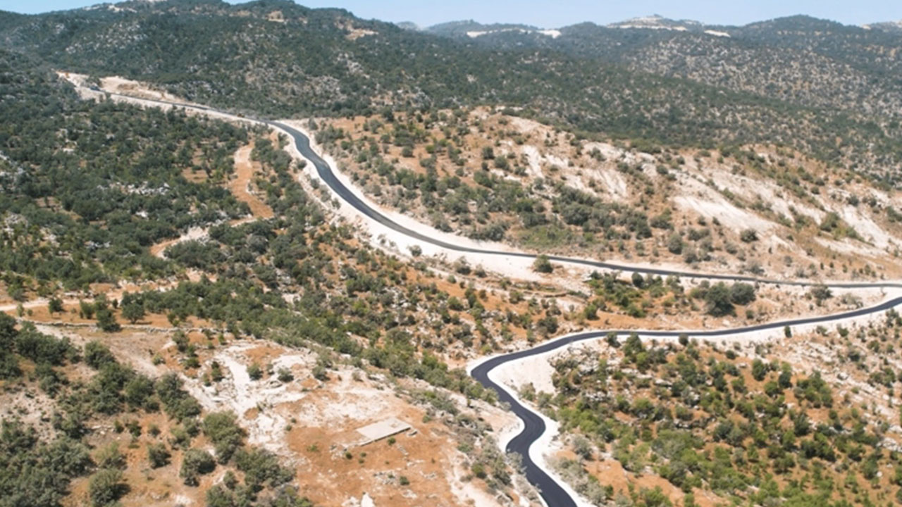 Foto - Petrol fışkıran dağda çok büyük sürpriz! 500 kilometreye ulaştı