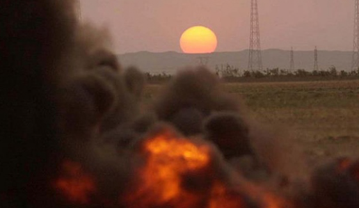 Foto - Petrol fışkırıyordu! Kritik petrol sahasını vurdular
