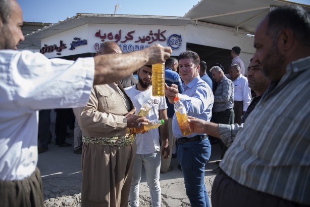 Foto - Petrol karaborsaya düştü! Bu görüntülere çok şaşıracaksınız