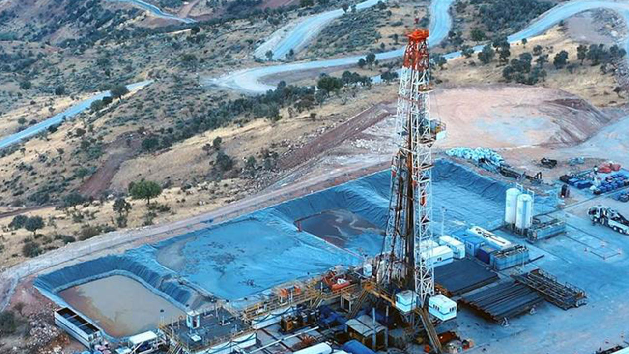 Foto - Petrol üstüne petrol fışkırıyordu: Gabar'a giden CHP'li isimden tüm Türkiye'yi şaşırtan açıklama