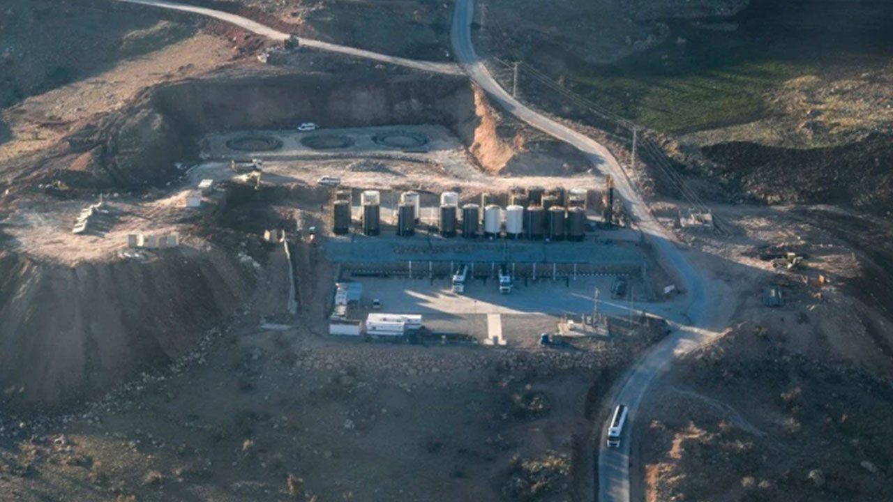 Foto - Petrol üstüne petrol fışkırıyordu: Gabar'a giden CHP'li isimden tüm Türkiye'yi şaşırtan açıklama