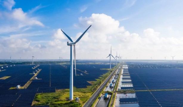 Foto - Petrol ve doğal gazın tahtı sarsıldı! AB'de temiz enerji rekoru