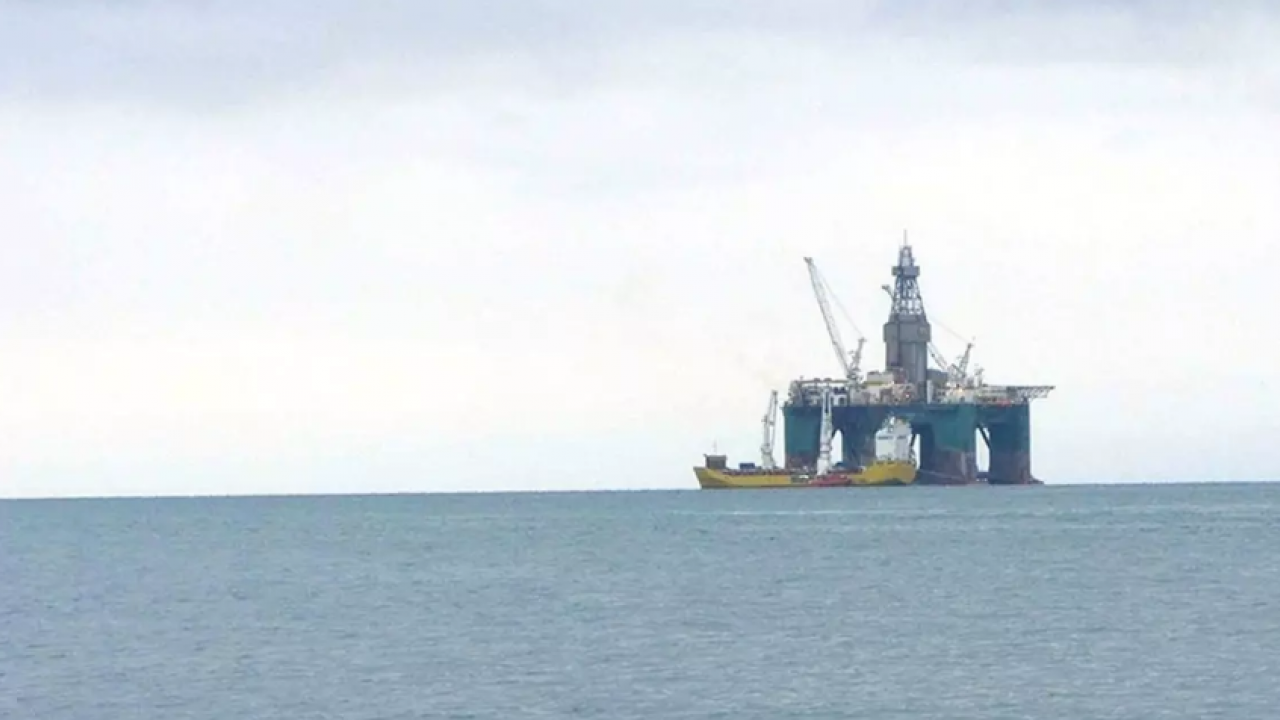 Foto - Petrol ve doğalgaz hazinesi olan sahalar bakın kimlere teslim edildi