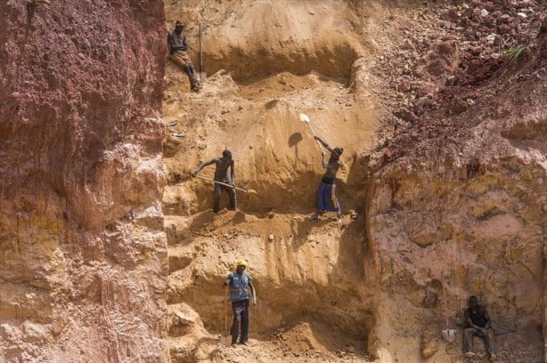 Foto - Petrol ve doğalgazı tahtından edecek! Her yerden beyaz altın fışkırıyor