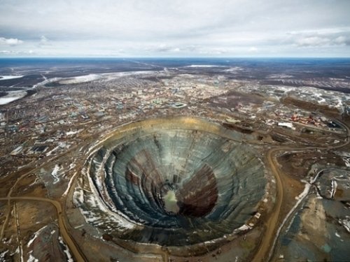 Petrol ve doğalgazı tahtından edecek! Her yerden beyaz altın fışkırıyor