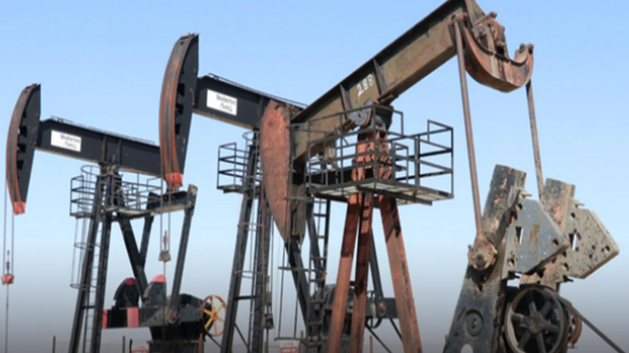 Foto - 'Petrol yok' diyerek kuyuların üstü betonla kapatılmıştı! Bomba haber geldi