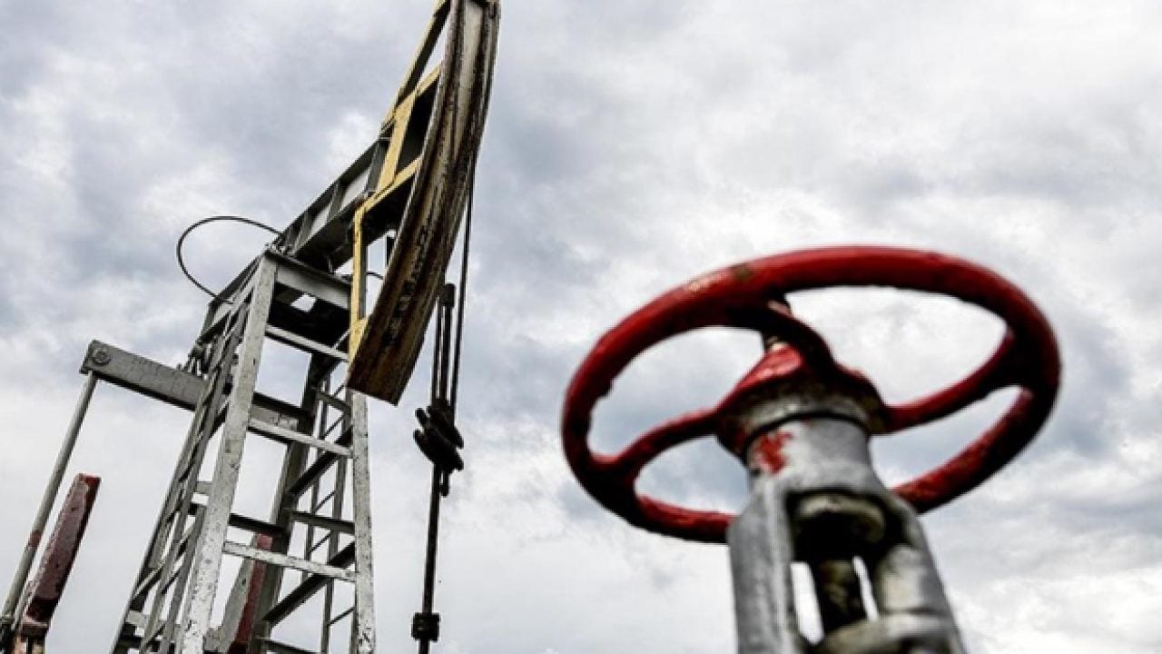 Foto - Petrolde stok şoku: 44 yılın dibine indi