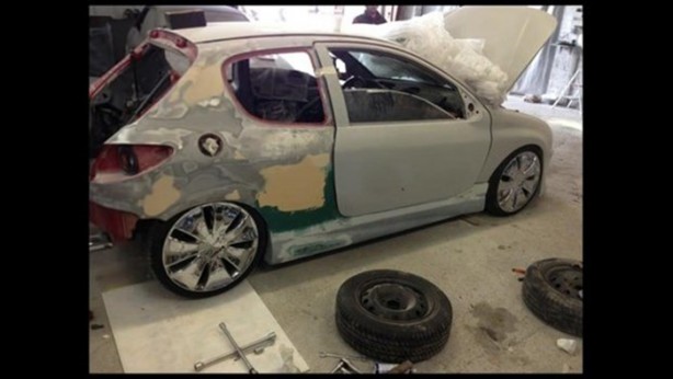 Foto - Peugeot 206'yı bakın ne hale getirdi