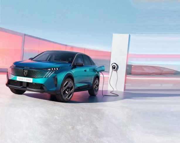 Foto - PEUGEOT bu işi biliyor! İleri seviye teknolojilerle geliştirilen 3008 ve E-3008 ne zaman Türkiye’ye geliyor? 5.6 litrelik ortalama yakıt tüketimiyle fark oluşturuyor!