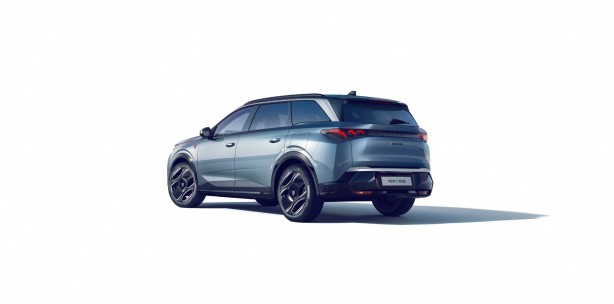 Foto - PEUGEOT E-5008 tanıtıldı! Üst sınıf 7 koltuklu elektrikli SUV!