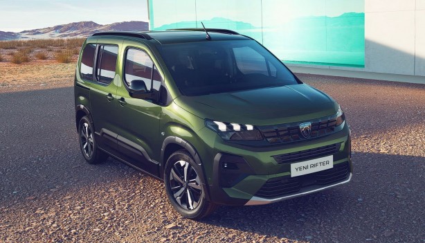 Peugeot’nun yenilenen Rifter, Partner Van, Boxer Van, Expert ve Expert Traveller modelleri Türkiye’de! Peki fiyatları ne kadar? Araçlar neler sunuyor?