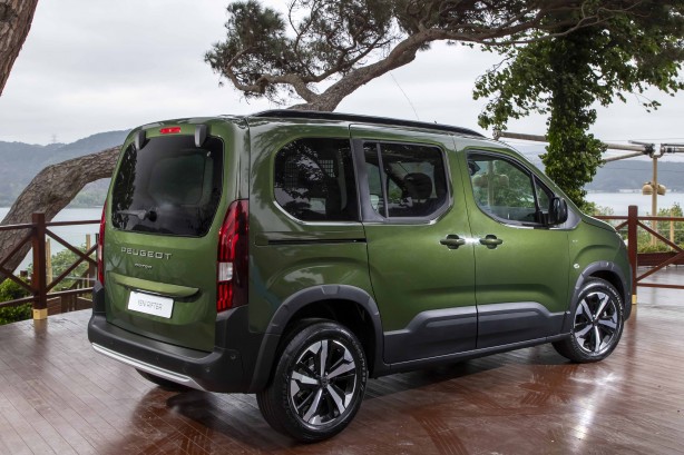 Foto - Peugeot’nun yenilenen Rifter, Partner Van, Boxer Van, Expert ve Expert Traveller modelleri Türkiye’de! Peki fiyatları ne kadar? Araçlar neler sunuyor?