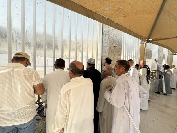 Foto - Peygamber sevdalıları Cennet'ül Mualla'da hasret giderdi