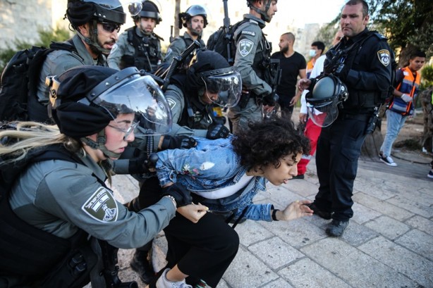 Foto - Peygamberimiz'e (SAV) hakarete karşı çıktılar! Terörist İsrail polisi Filistinlilere müdahale etti