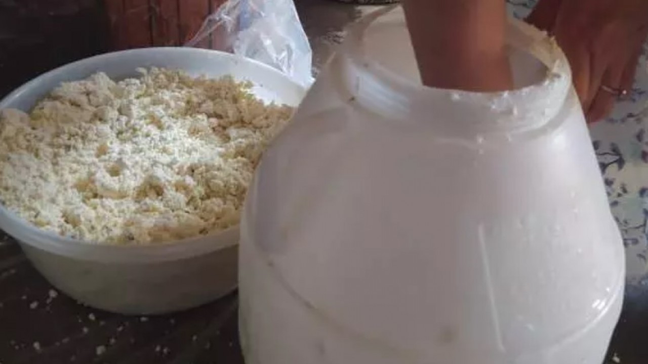 Peyniri 3 yıl bozulmadan tutan yöntem! Evde kolayca yapabilirsiniz!